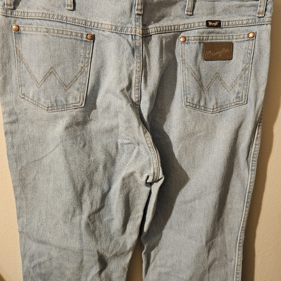 Wrangler Mens Light Wash Straight Leg Jeans Size 40 X 32 - Picture 8 of 13